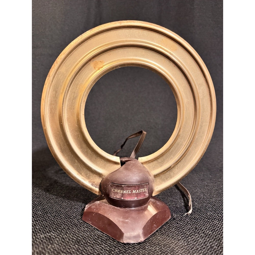 Vintage Channel Master Mid Century Modern Atomic Halo Loop Indoor TV Antenna